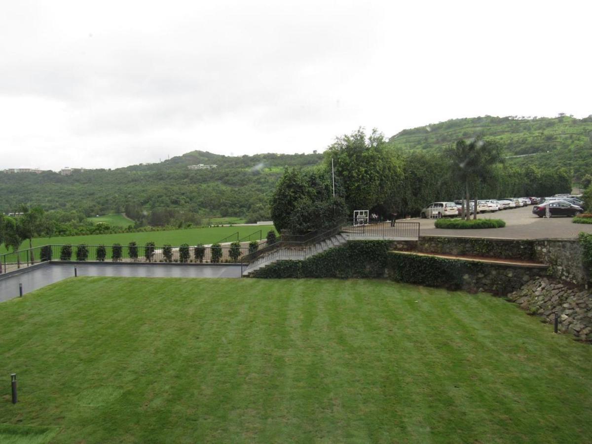 Oxford Golf Resort Pirangut Exterior photo