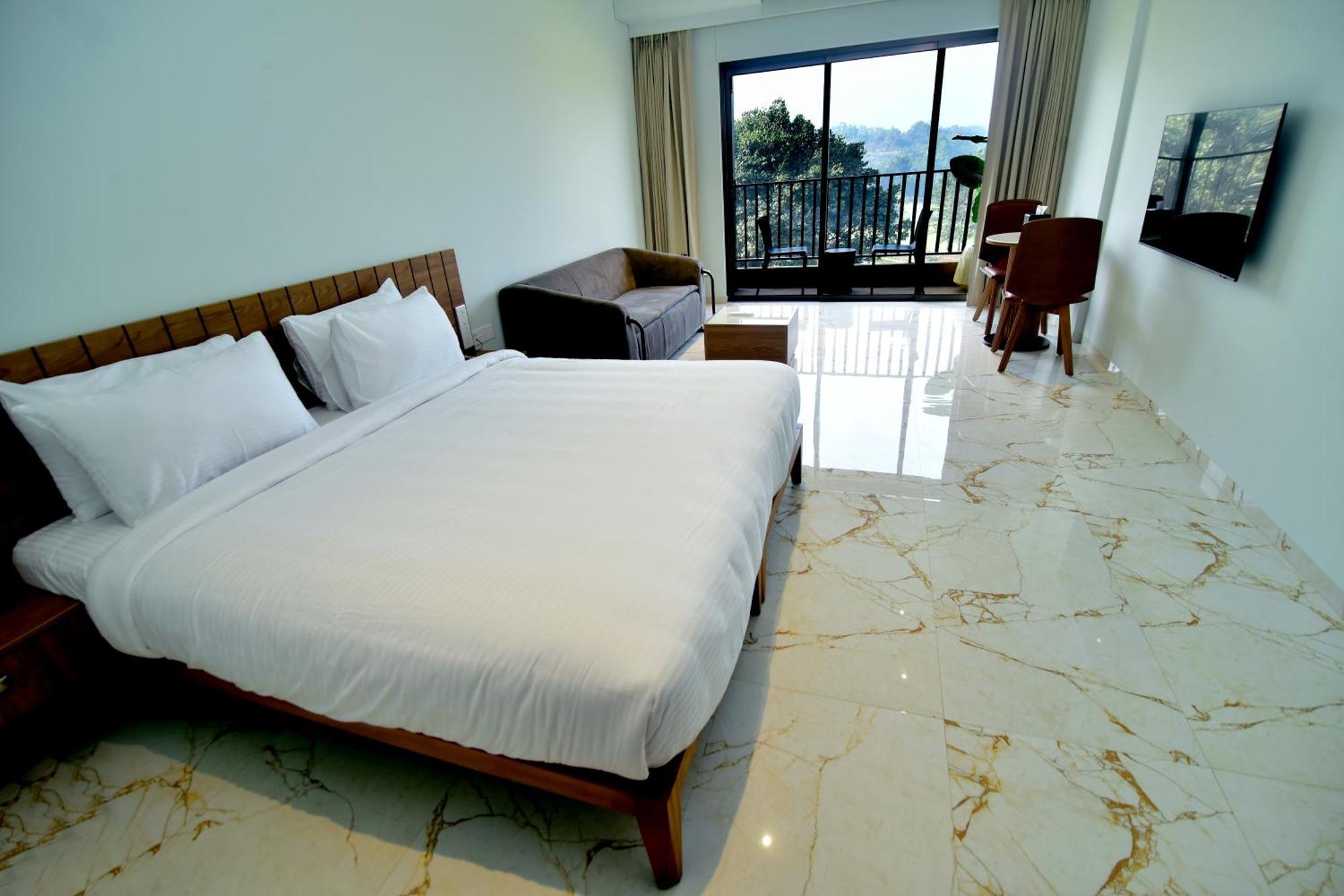 Oxford Golf Resort Pirangut Exterior photo